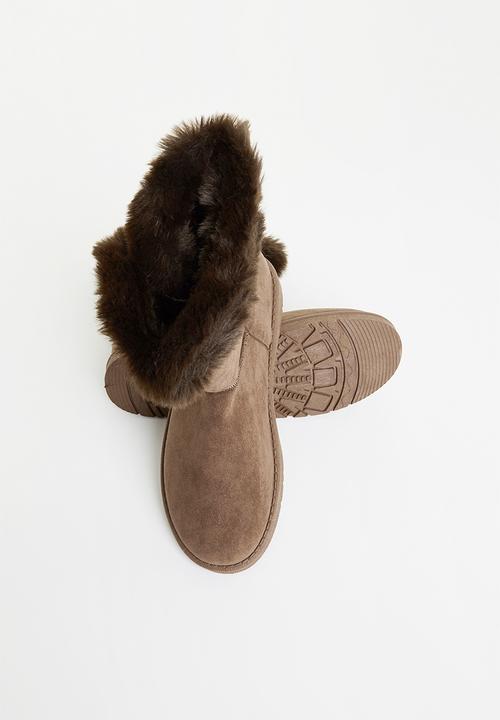 Jada - Faux shearling ankle boot - brown