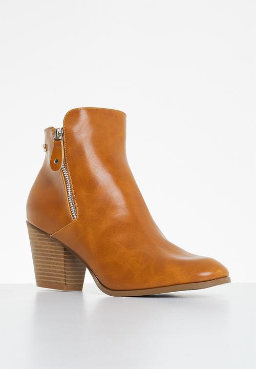 Butterfly Feet - Sandi 1 ankle boot - tan