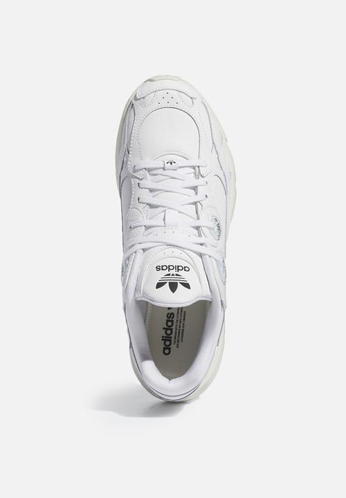 adidas Originals - Adidas astir - ftwr white/ftwr white/off white