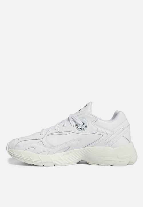 adidas Originals - Adidas astir - ftwr white/ftwr white/off white