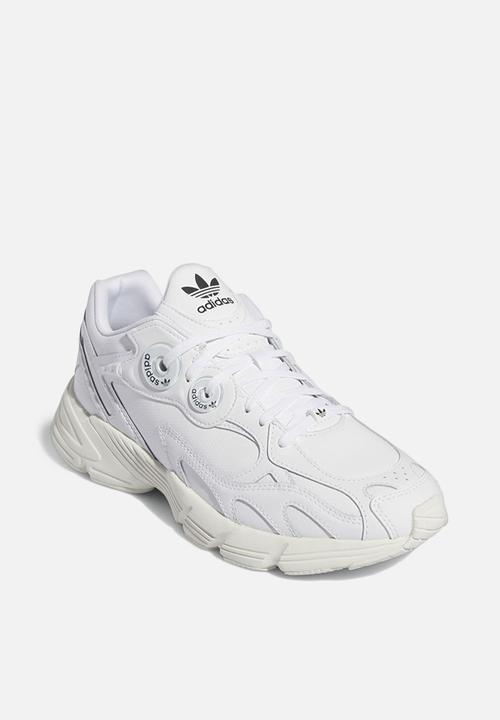adidas Originals - Adidas astir - ftwr white/ftwr white/off white