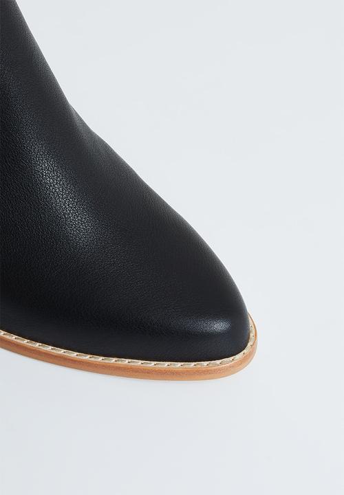 Julz - Ruby leather ankle boot - black