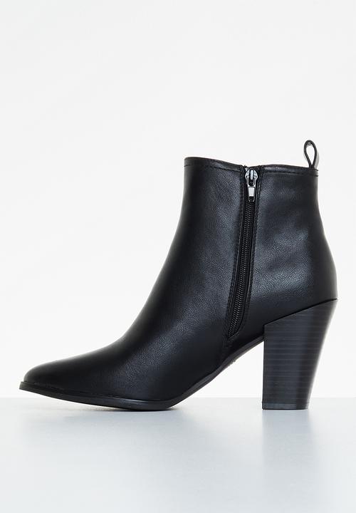 Call It Spring - Catalina boot - black
