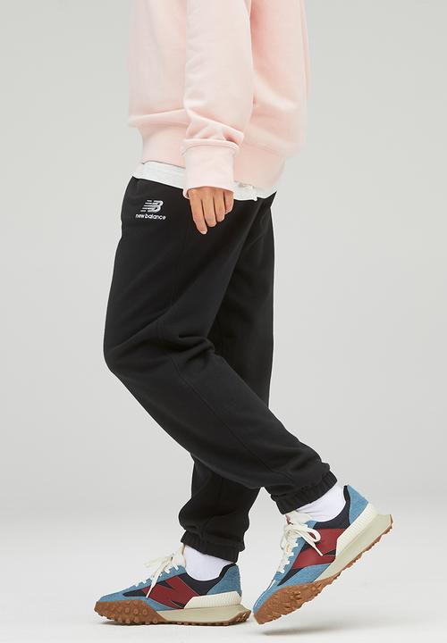 New Balance  - NB Essentials uni-ssentials jogger - black