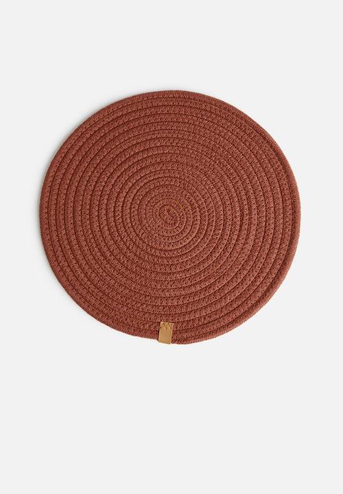 Sixth Floor - Dipuo rope placemat set of 4-desert rose