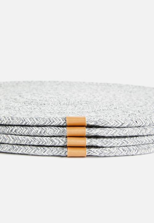 Sixth Floor - Dipuo rope placemat set of 4-Dove grey