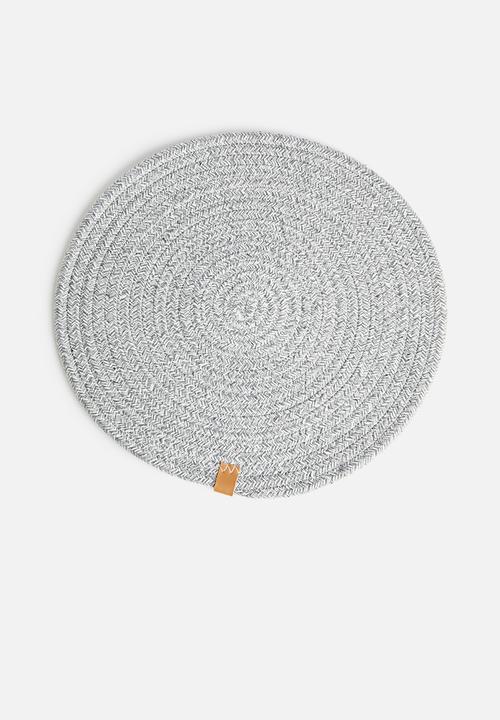 Sixth Floor - Dipuo rope placemat set of 4-Dove grey