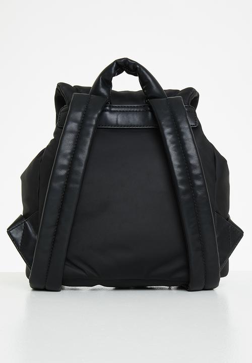 GUESS - Sharma flap backpack - black