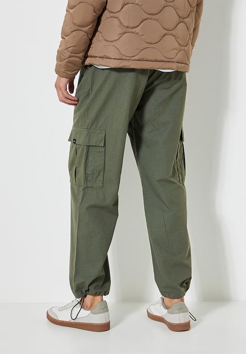 Superbalist - Carson tapered cargo pants - green