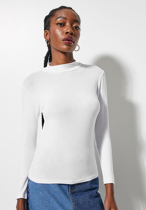 Superbalist - Viscose funnel neck top - white