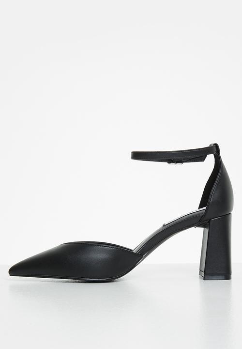 Steve Madden - Quintessa leather heel - black