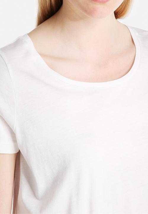 Noisy May - Ann Cropped Tee