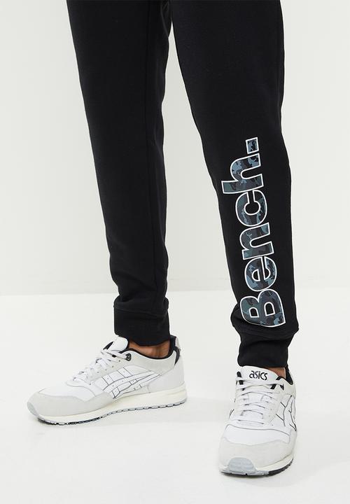 Bench - Daviz jogger - black