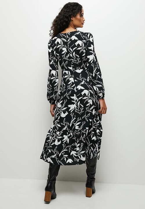 MILLA - Empire line fit and flare midi dress - black & white