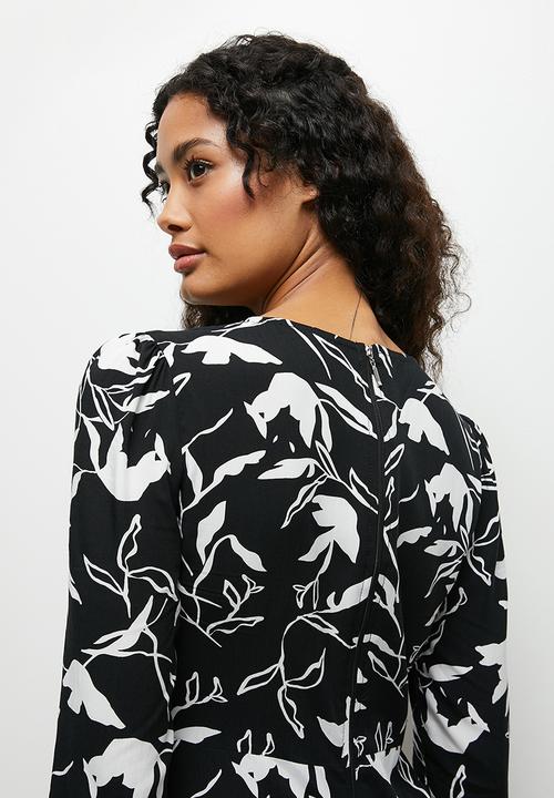 MILLA - Empire line fit and flare midi dress - black & white