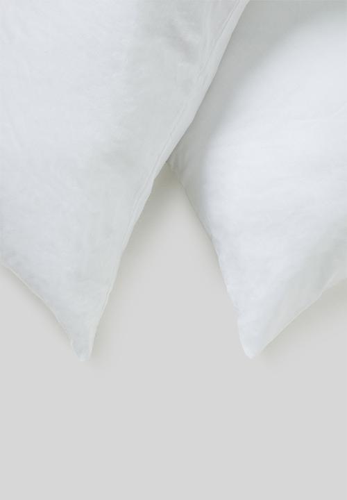 Sixth Floor - 144 tc 100% cotton pillowcase set - white