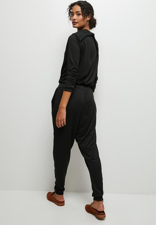 edit - Funnel neck warm handle jumpsuit - black