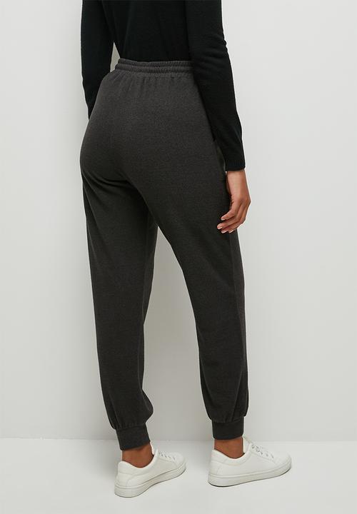 edit - Warm handle cuffed jogger - charcoal