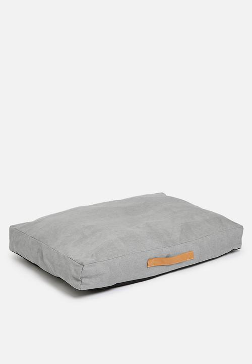 Sixth Floor - Tempurr pet bed - dark silver