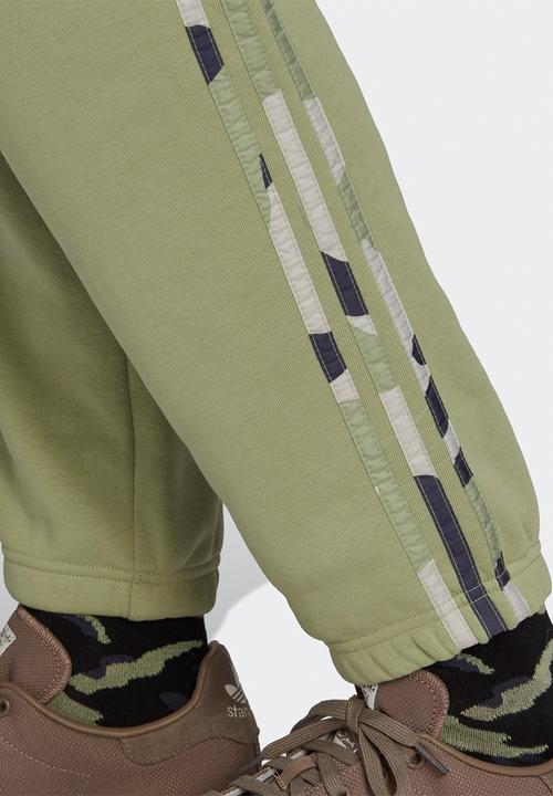 adidas Originals - Camo pants - magic lime