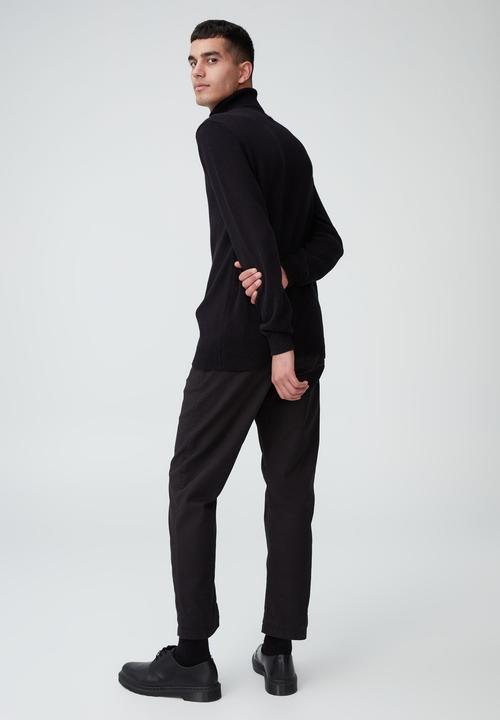 Cotton On - Roll neck sweater - black