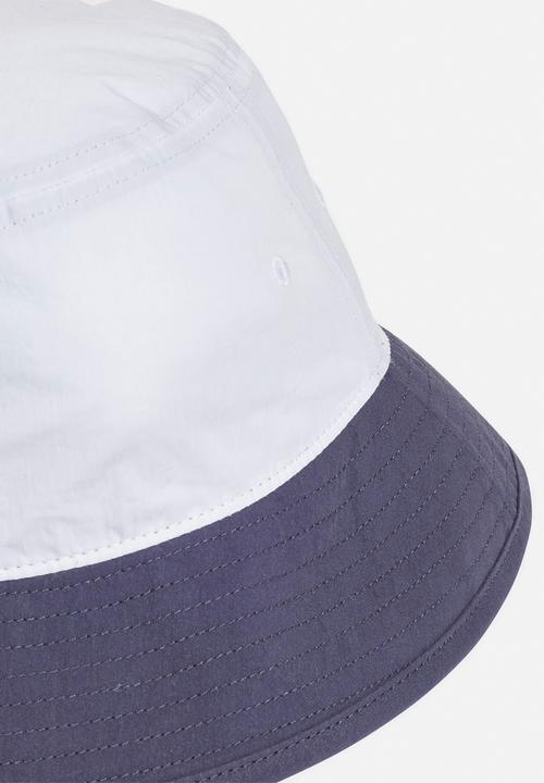 adidas Originals - Ac bucket hat - white/shadow navy
