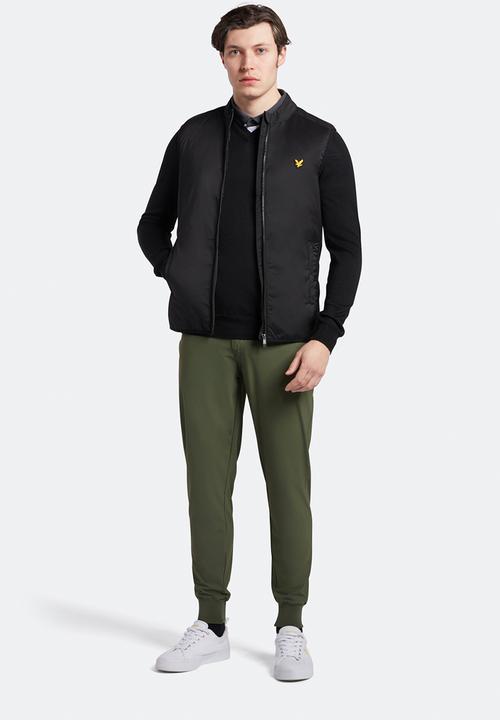 Lyle & Scott - Golf v neck pullover - true black