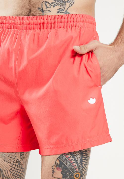 adidas Originals - Adicolor Essentials Woven Short -Coral