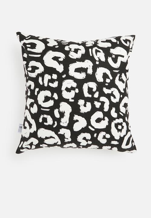 Sixth Floor - Wild & free cushion cover - black & cream