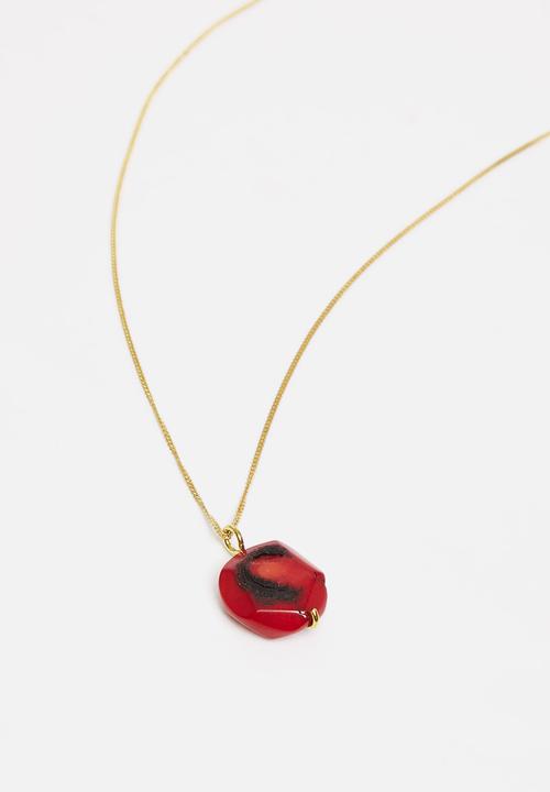 Matter of Fakt - Coral pendant necklace - brass & red 
