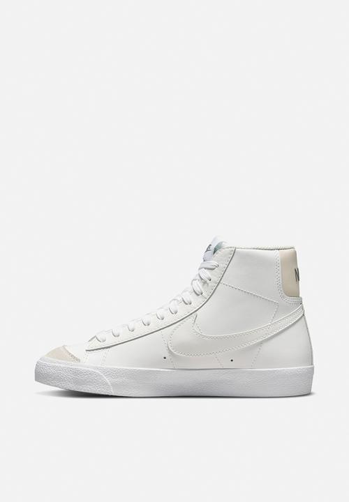 Nike - Nike blazer mid '77 - summit white/clear-lt orewood brn-white