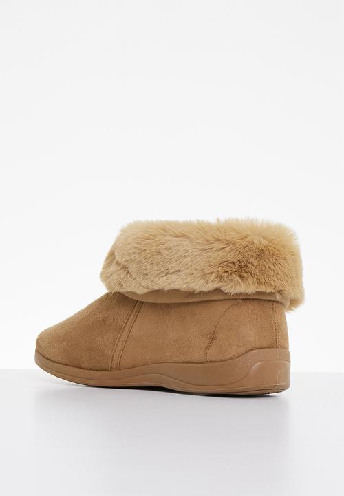 Hush Puppies - Sharon slipper boot - camel 