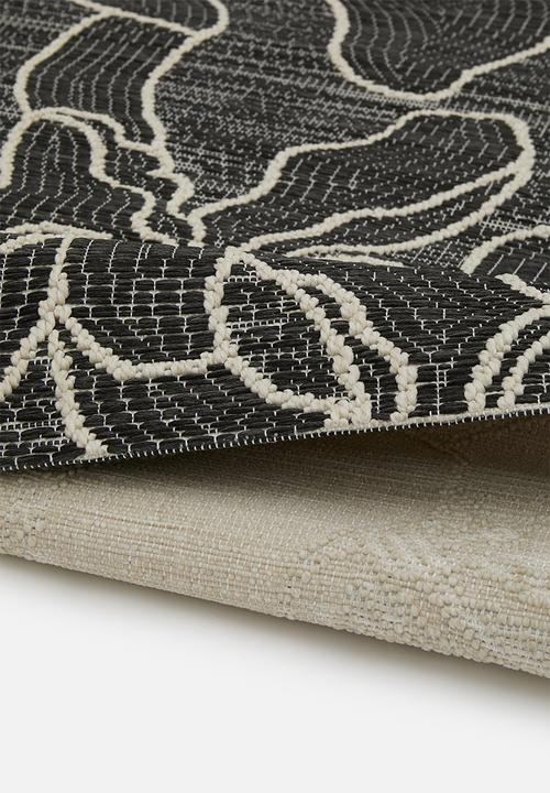 Fotakis - Lineo outdoor floral rug - black