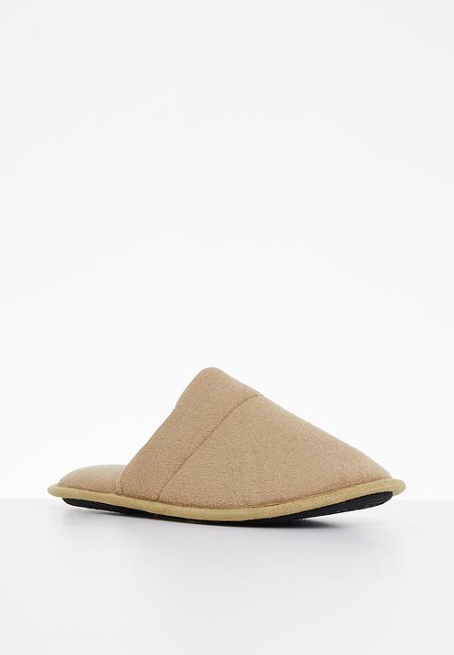 Hush Puppies - Hank corduroy slipper - brown