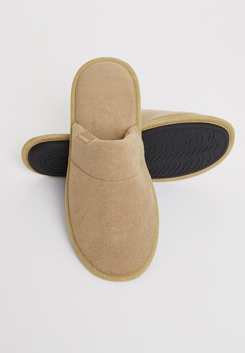 Hush Puppies - Hank corduroy slipper - brown
