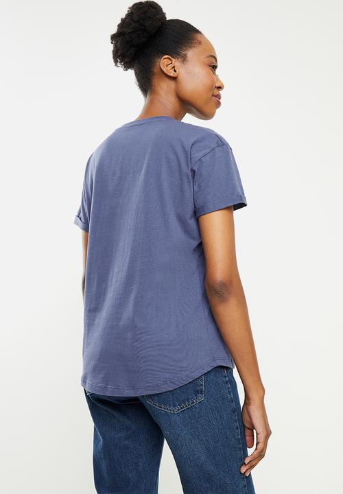 Roxy - Story goes a tee - aged indigo