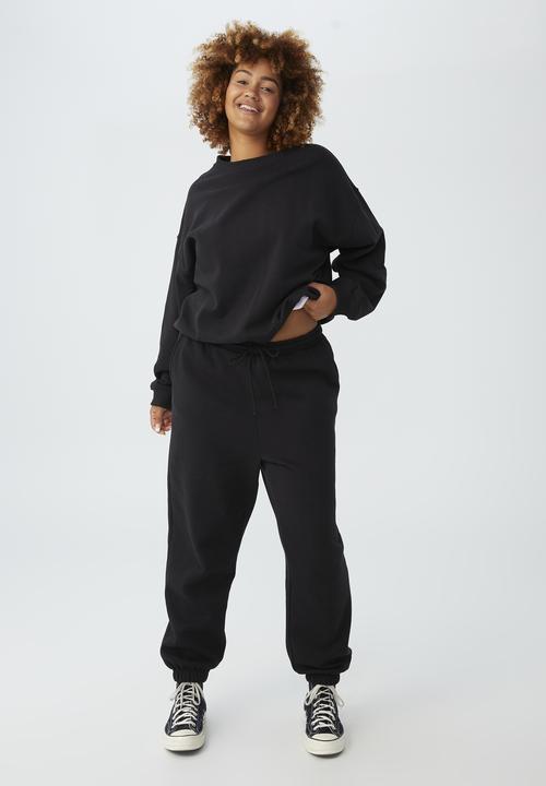 Cotton On - Plus Curve classic trackpant - black