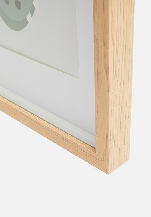 H&S - Picture frame with crocodile image