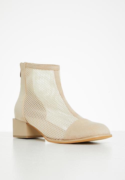 Plum - Juniper ankle boot - taupe