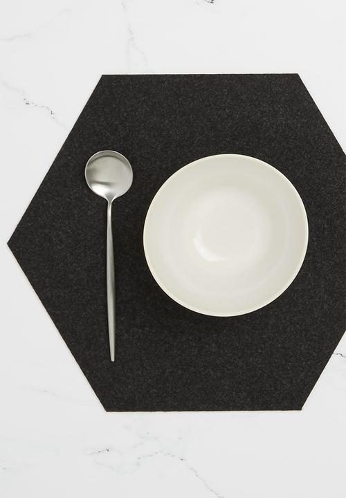 The Joinery - Felt placemat set of 4 hexagon - charcoal