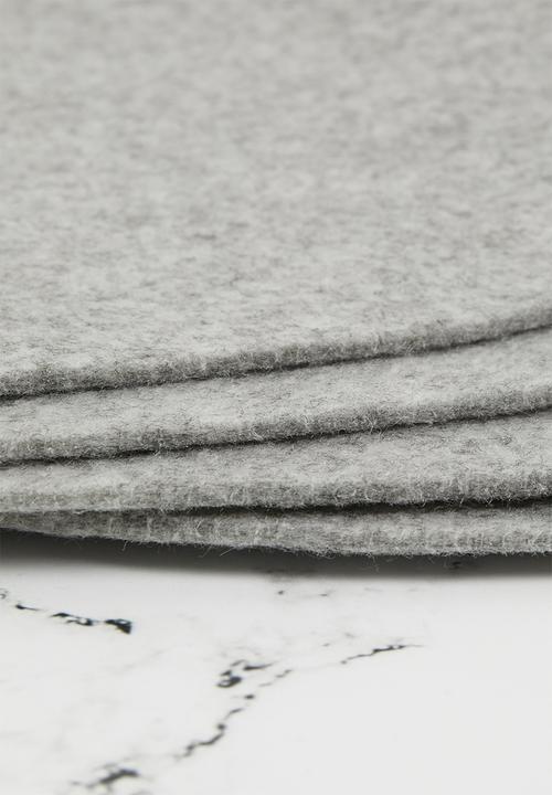 The Joinery - Felt placemat set of 4 pebble - grey