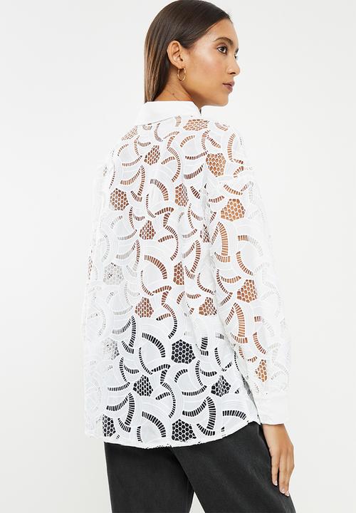 Glamorous - White burn out print shirt - white 