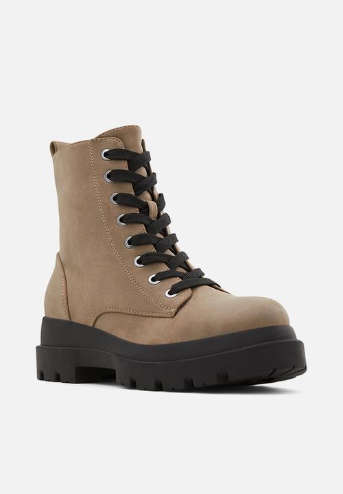 Call It Spring - Xenia boot - khaki