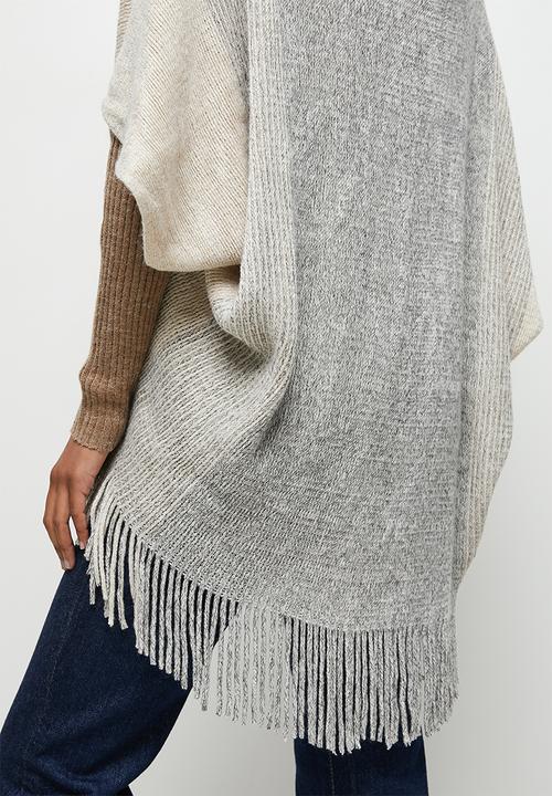 edit - Fringed poncho - stone