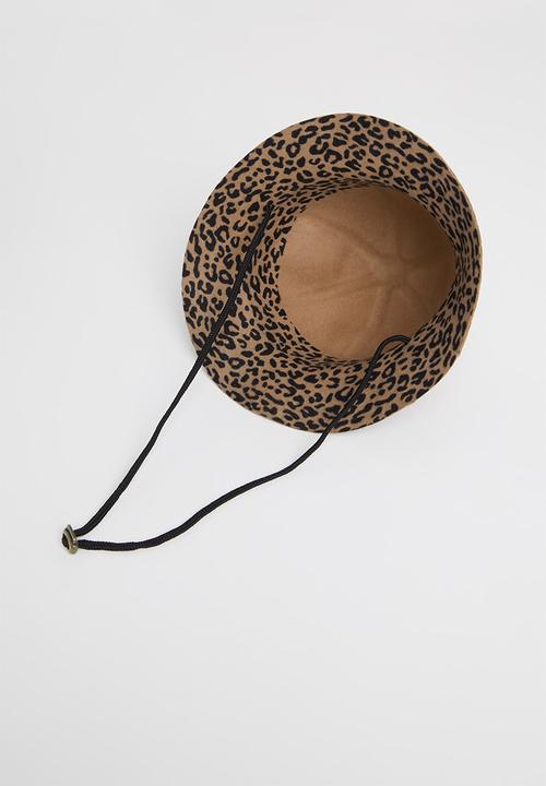 Simon and Mary - Wonky pith helmet - leopard