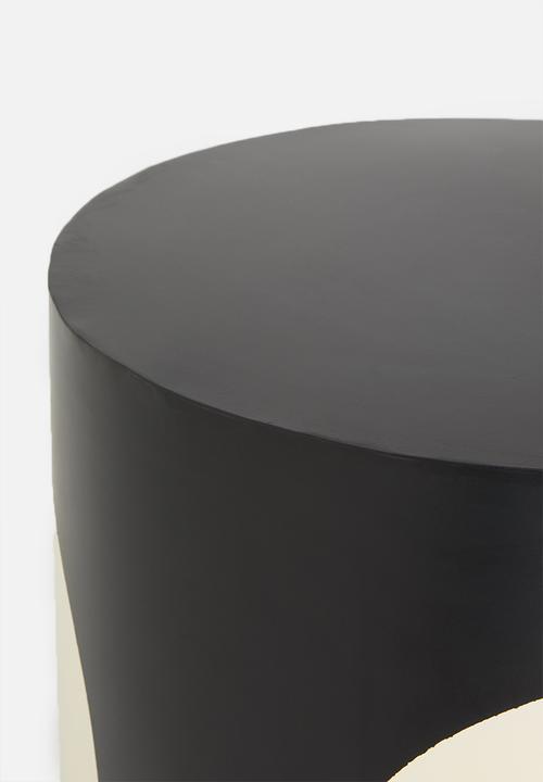 Sixth Floor - Moon side table - black