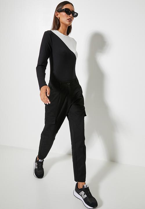 Superbalist - Diagonal colourblocked top - black & white