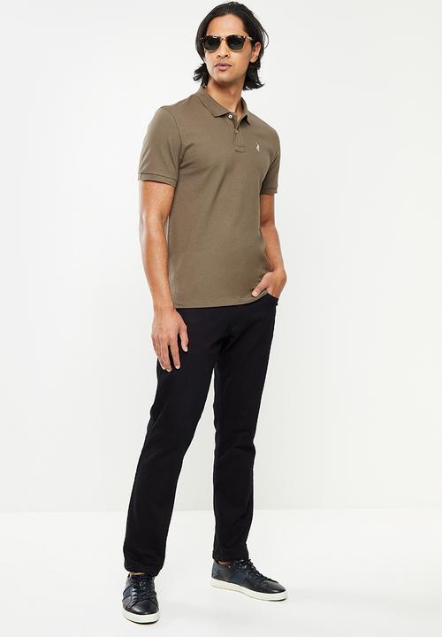 POLO - Mens plain pique short sleeve golfer - dark taupe