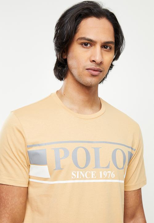 POLO - Men print logo short sleeve tee - camel