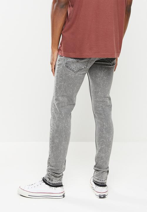Levi’s® - Skinny taper - broken concrete adv
